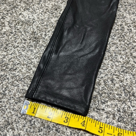 Spanx Womens Small Petite Pull-On Leggings Shiny Faux Leather Black - Picture 3 of 10